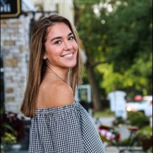 Meet your Posher, Lizzie